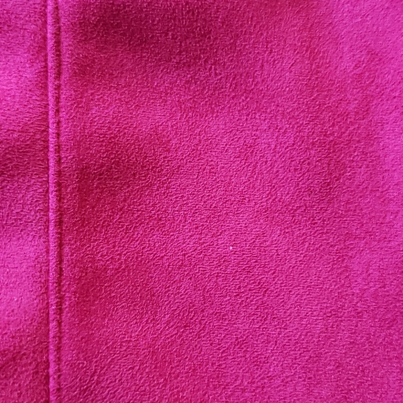 NWOT Maroon/Berry coloured mini skirt - Picture 2 of 4